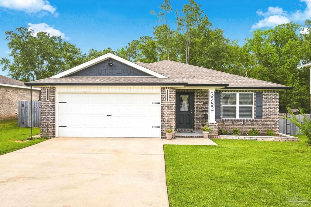3252 Margaret Olivia Dr, Cantonment
