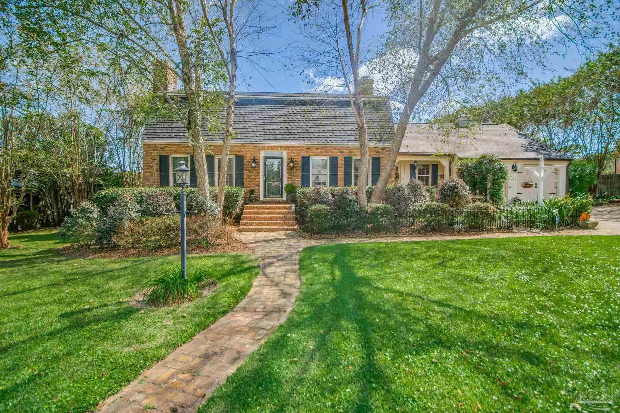 Photo of Listing #669902