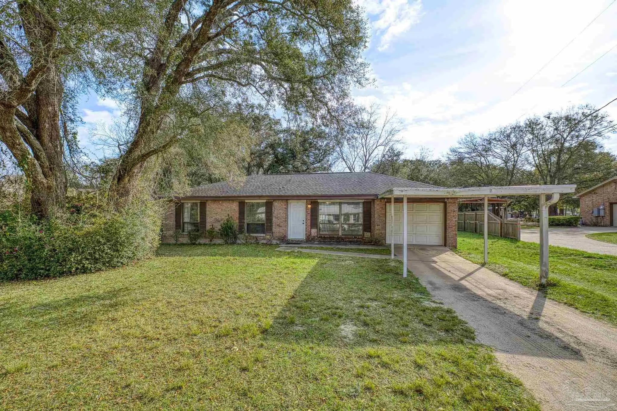 Photo of Listing #678379