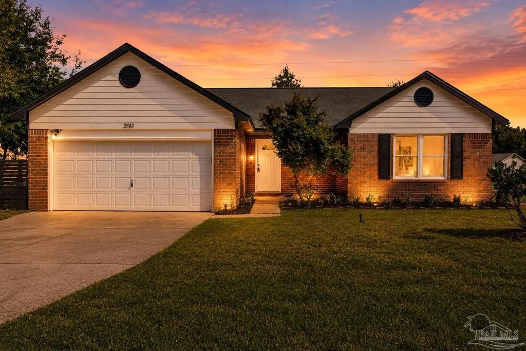 2743 Summertree Ln, Gulf Breeze