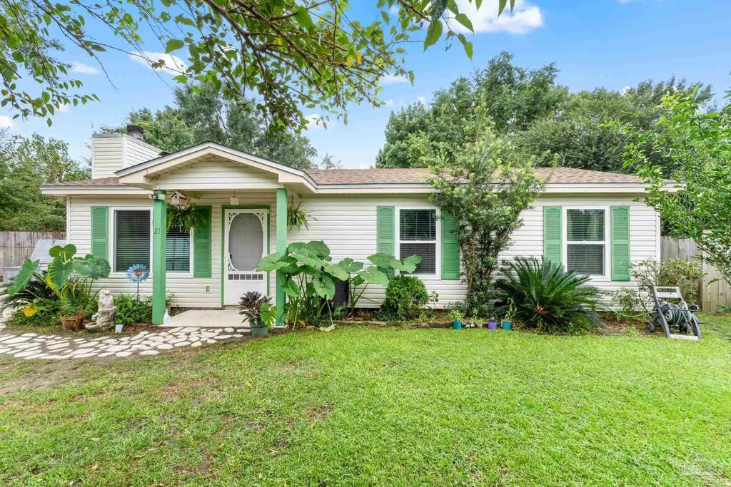 21 Hannah Cir, Pensacola