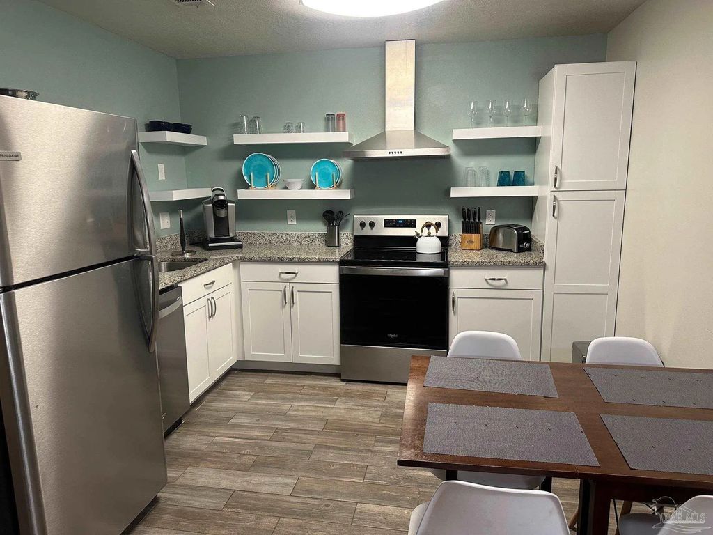 3208 Redwood Ln #115, Gulf Breeze