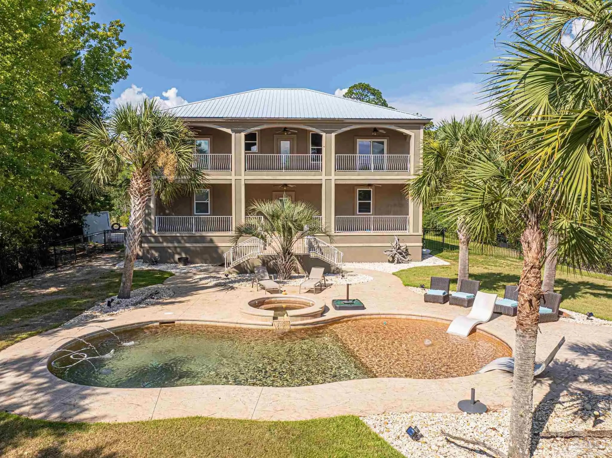 Photo of Listing #669682