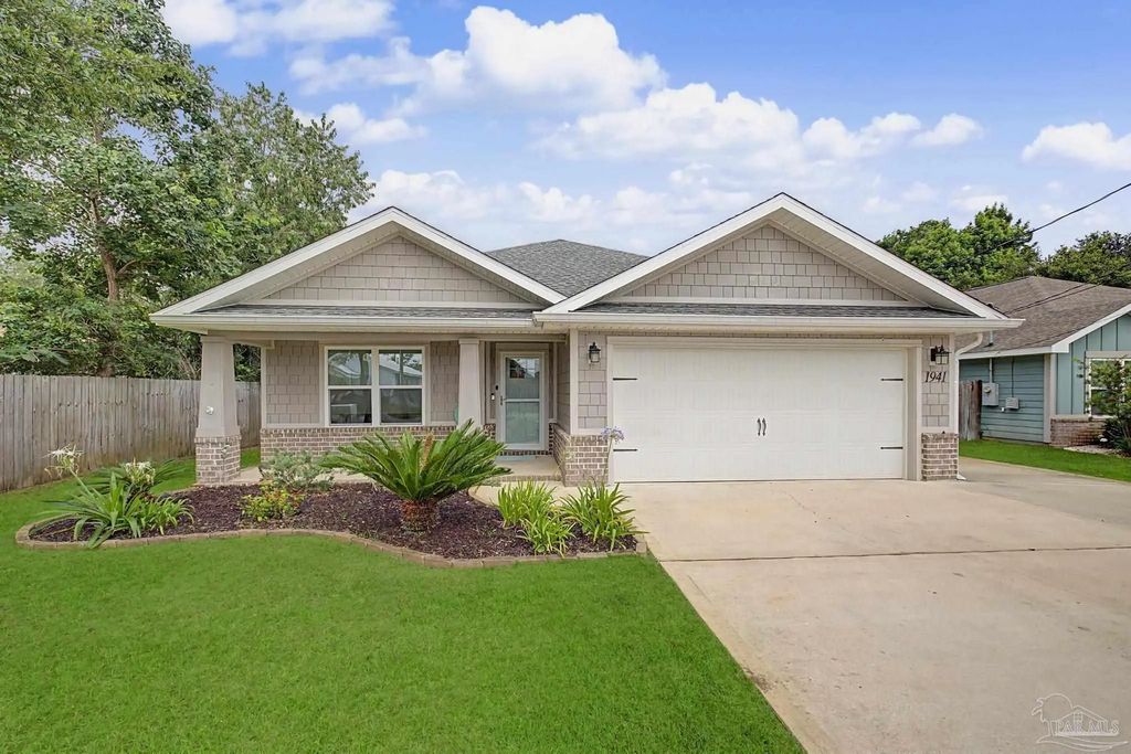 1941 Alhambra St, Navarre