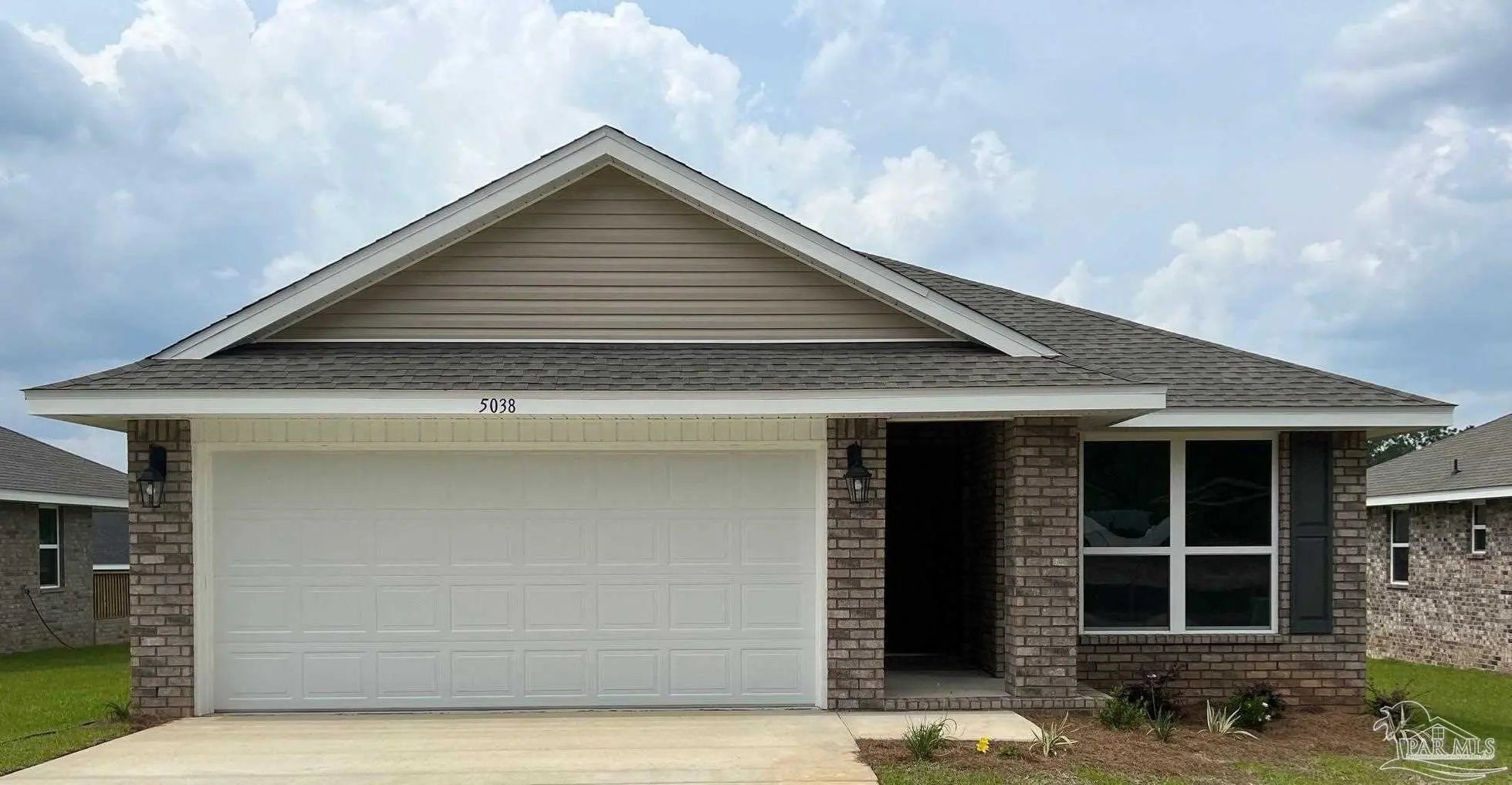 Photo of Listing #676490