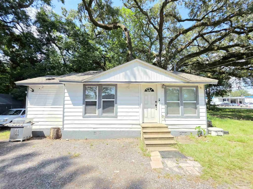 8735 N Palafox St, Pensacola