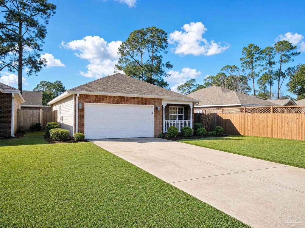 1684 Sycamore Ave, Niceville