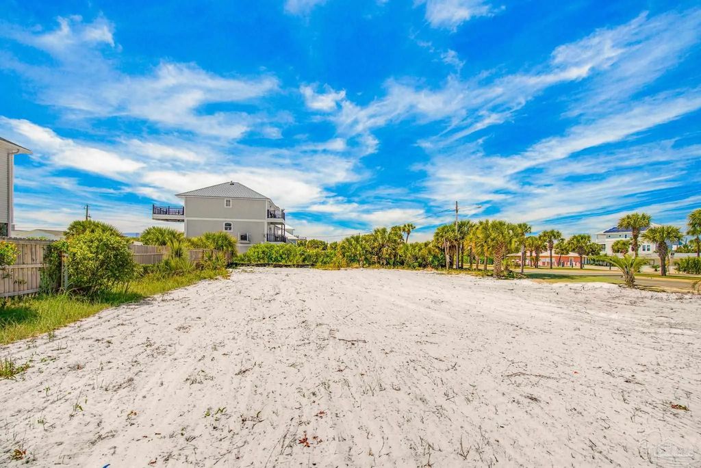 708 Via Deluna Dr, Pensacola Beach