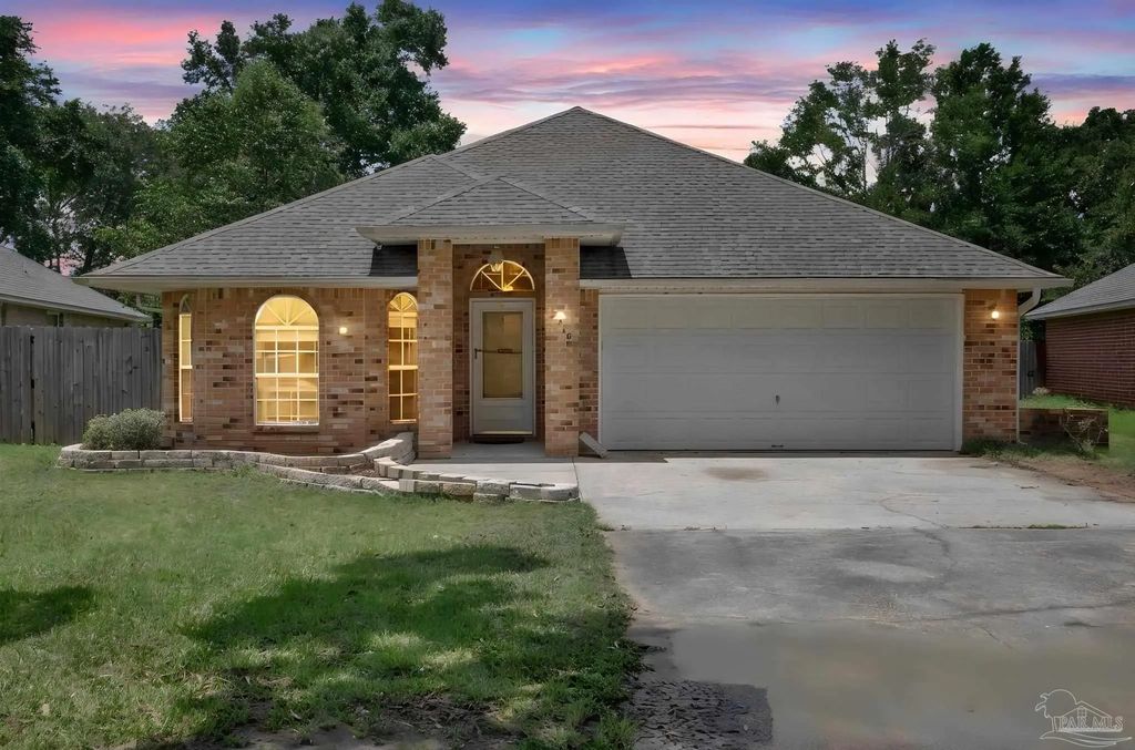 3918 Sunny Manor Cr, Milton