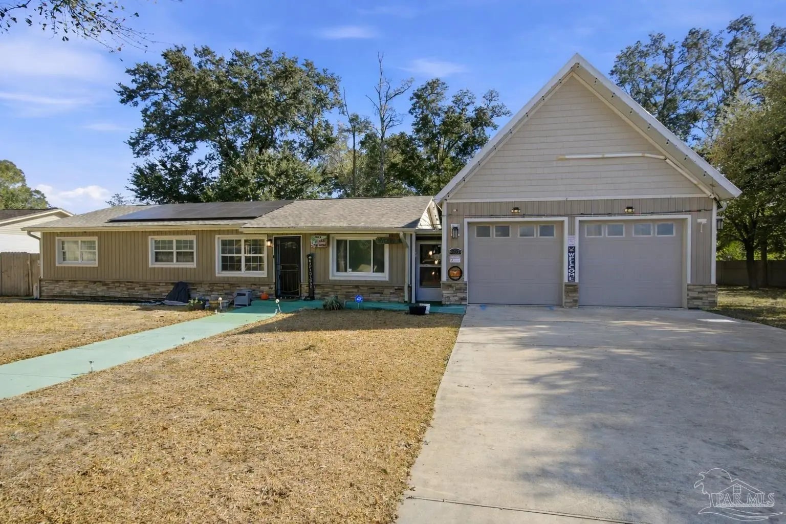 Photo of Listing #677247