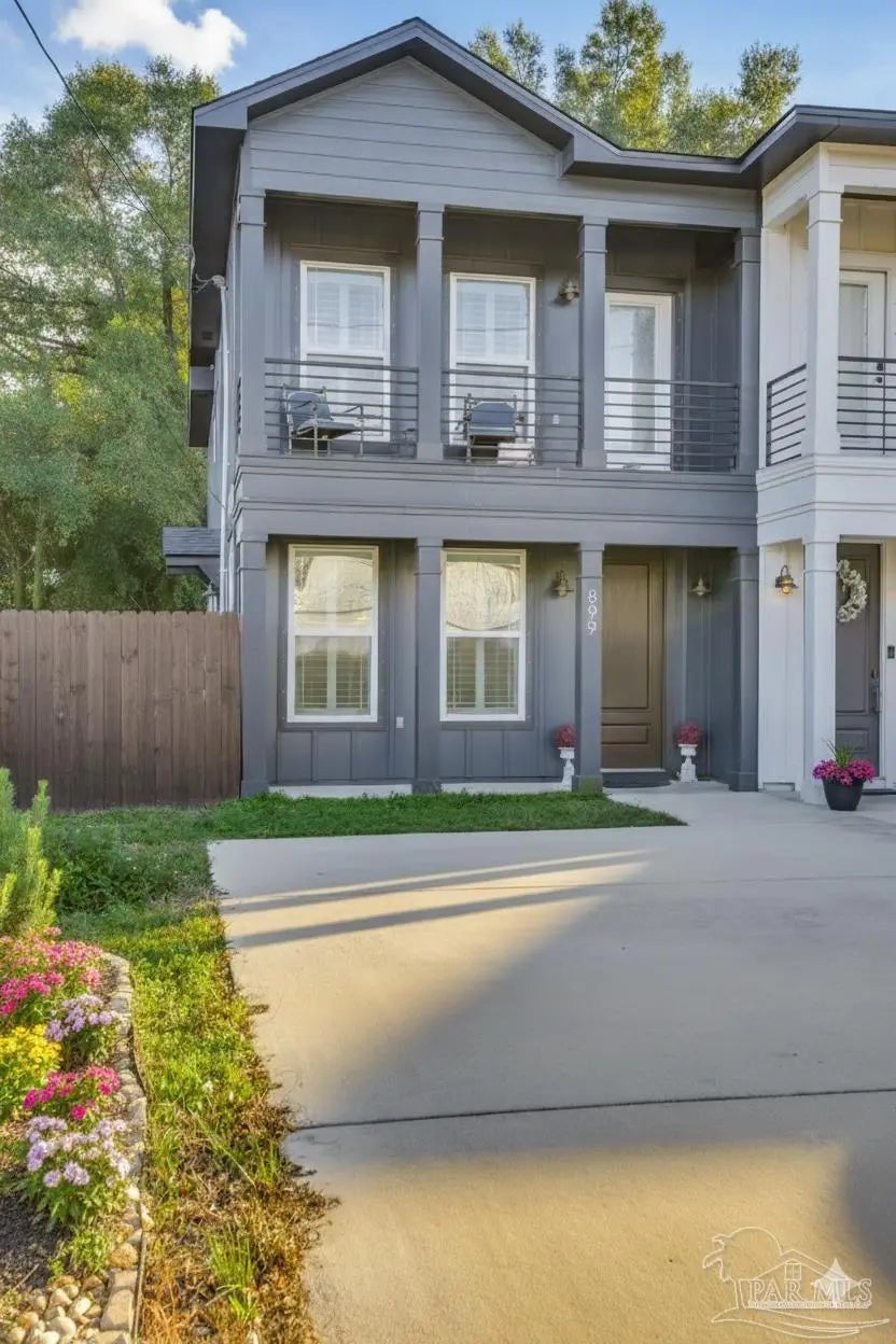 Photo of Listing #675432