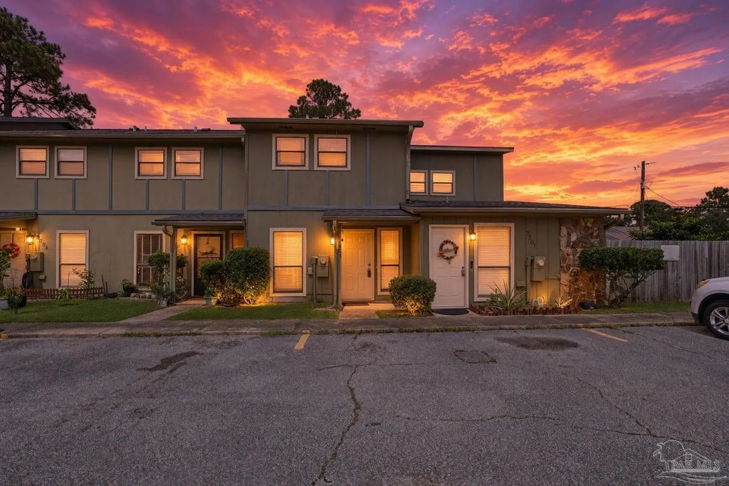7202 Lago Vista Ct, Pensacola