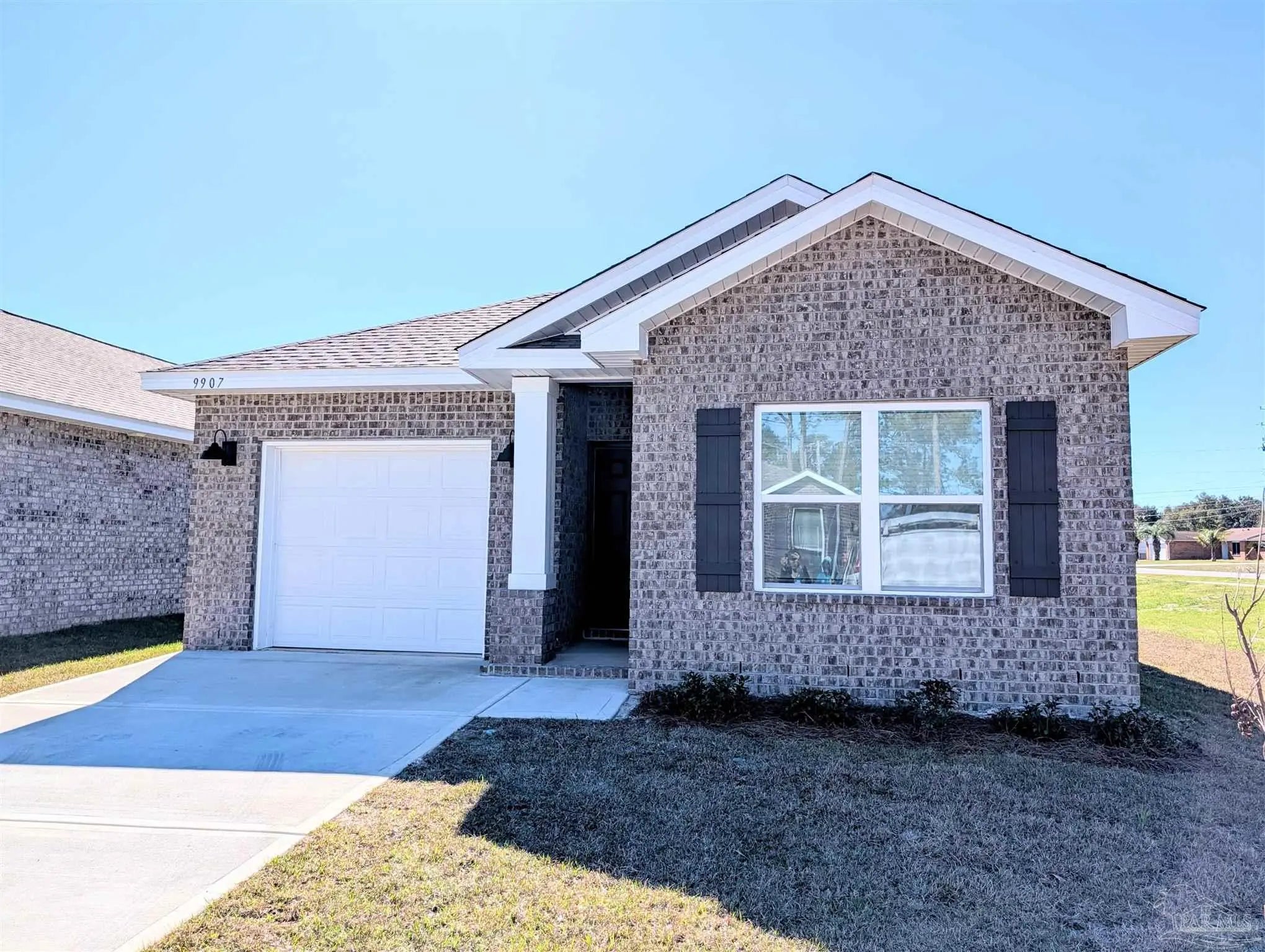 Photo of Listing #678376