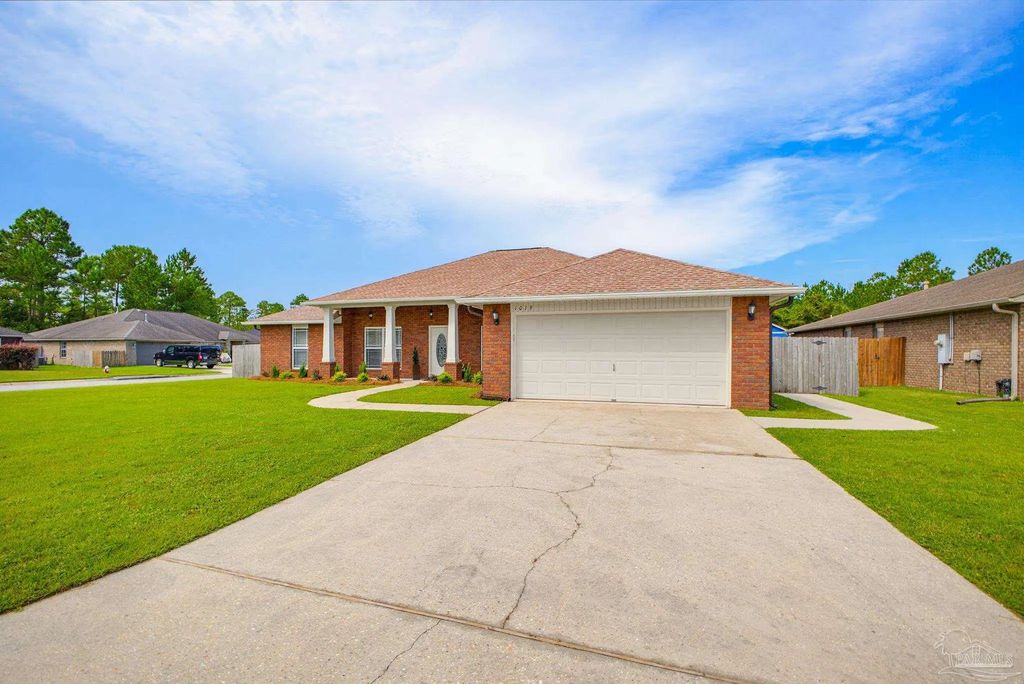 1019 Blackhawk Ct, Pensacola