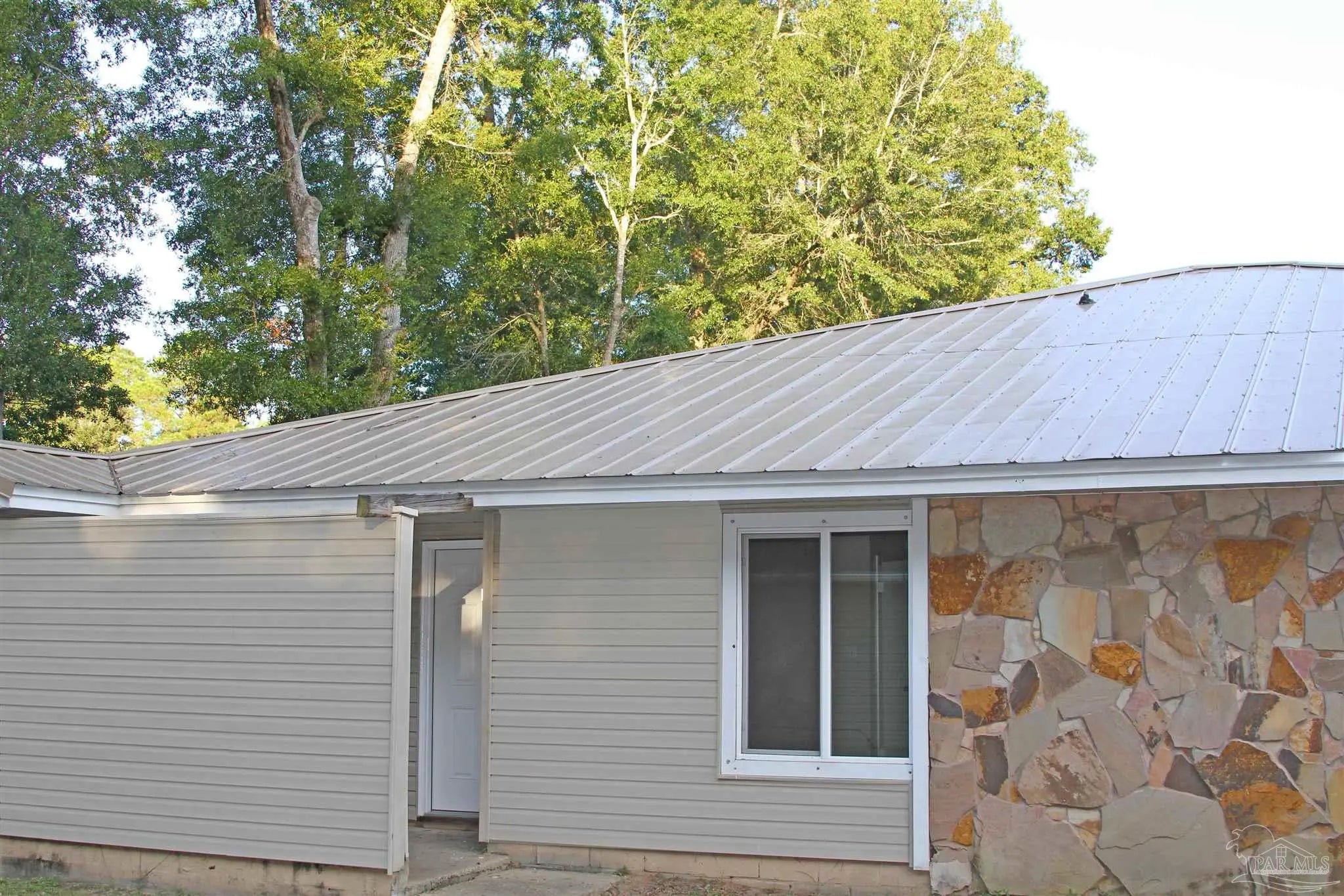 Photo of Listing #673841