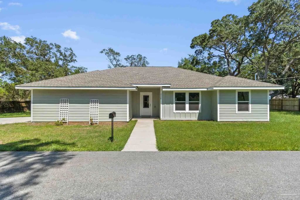 4728 Bay Breeze Dr, Gulf Breeze
