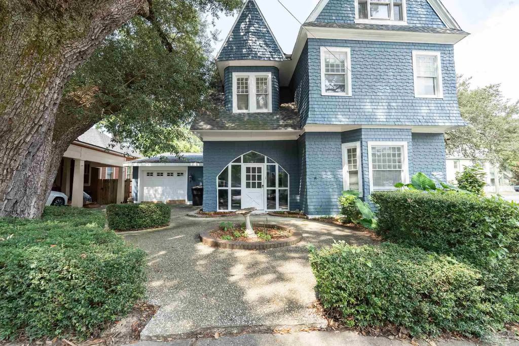 713 N Spring St, Pensacola