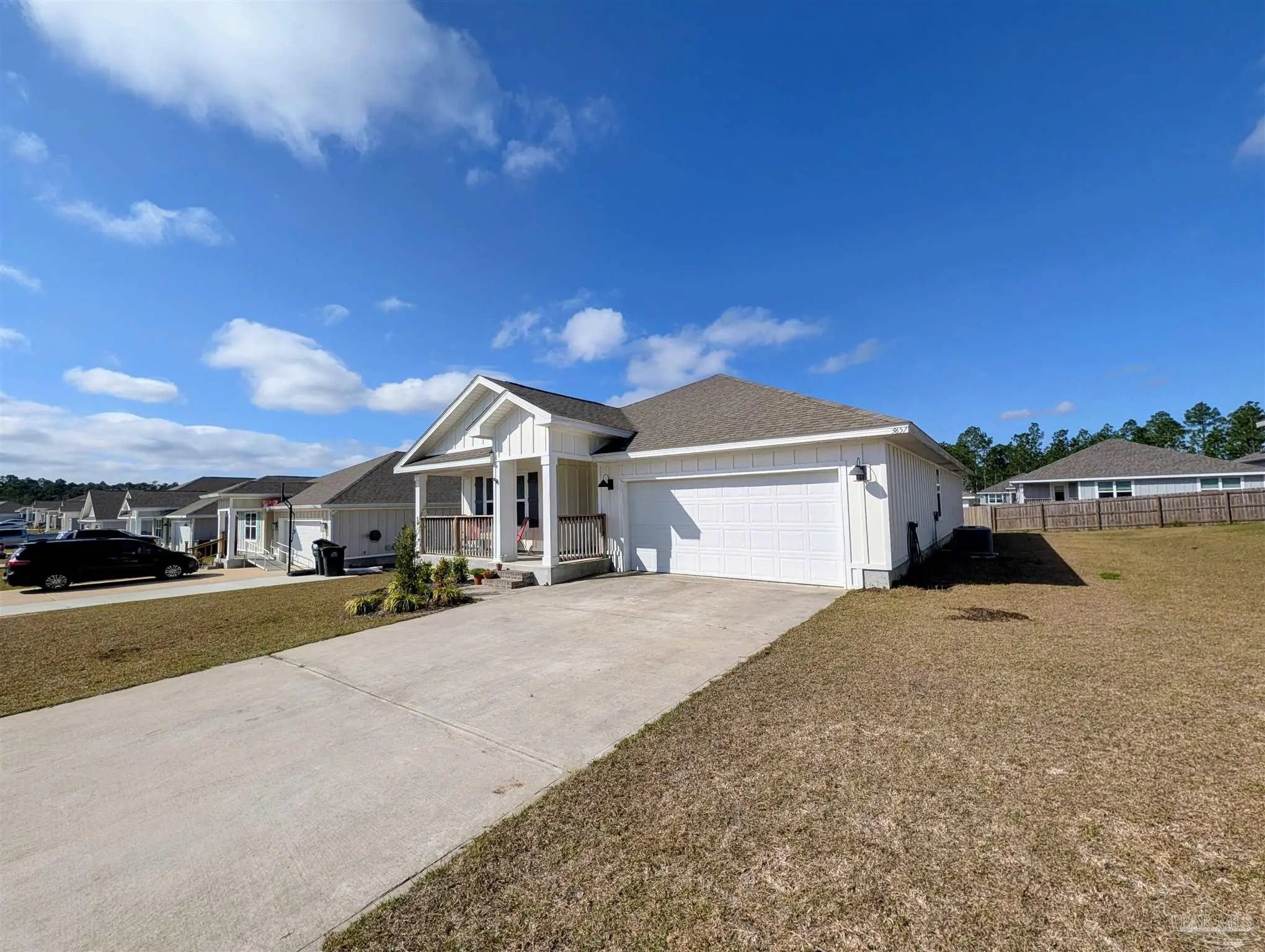 Photo of Listing #678608