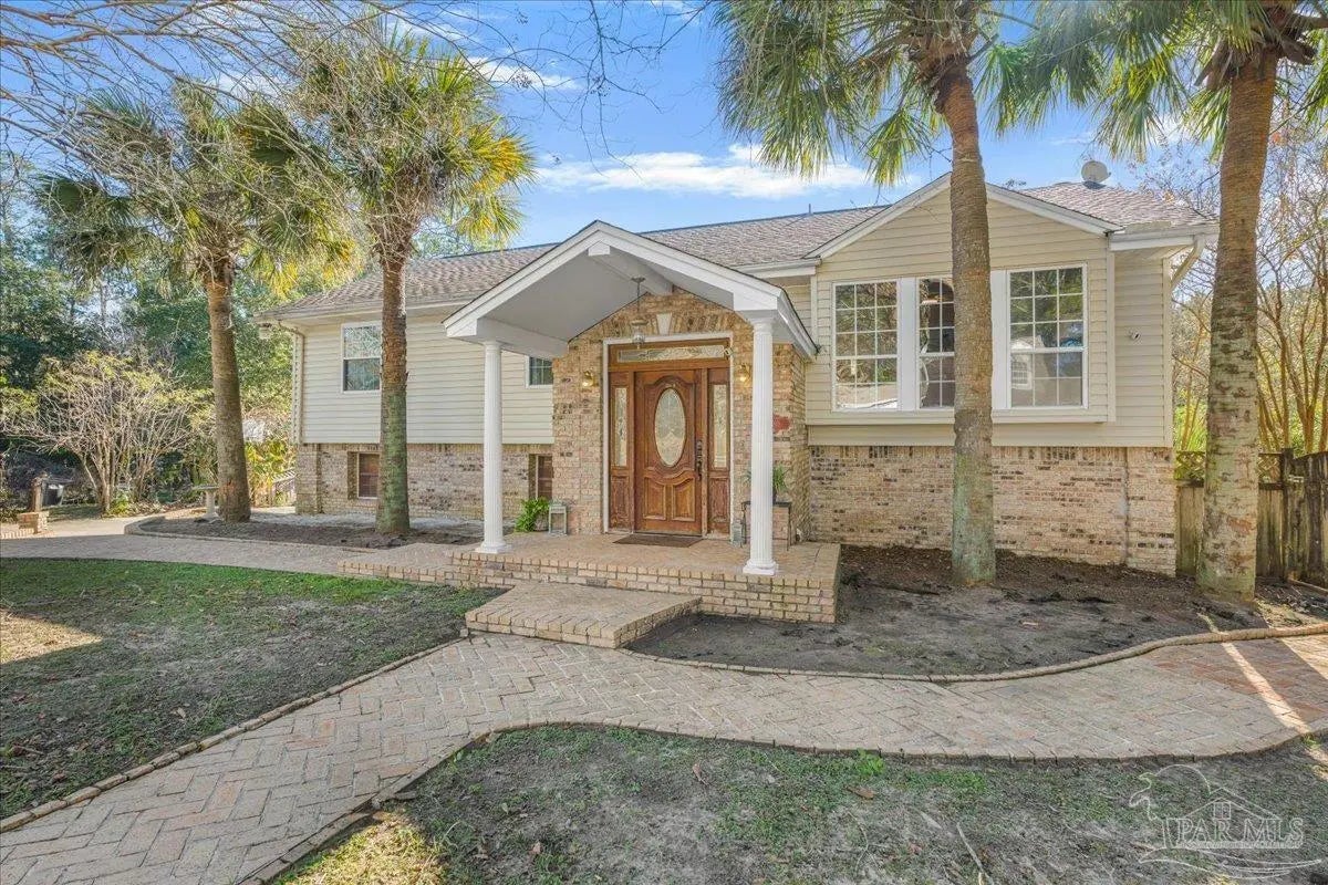 Photo of Listing #675070