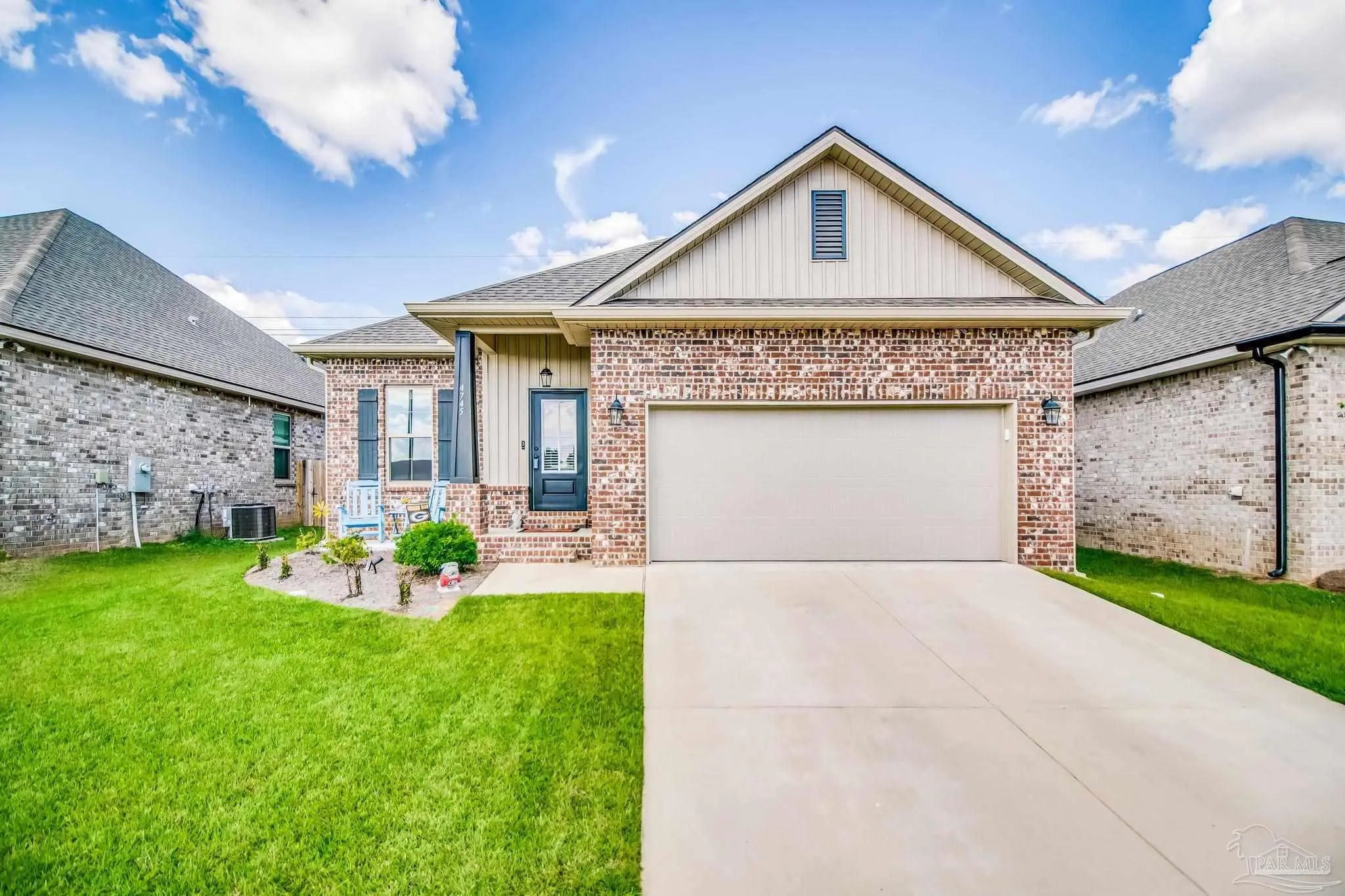 Photo of Listing #671886