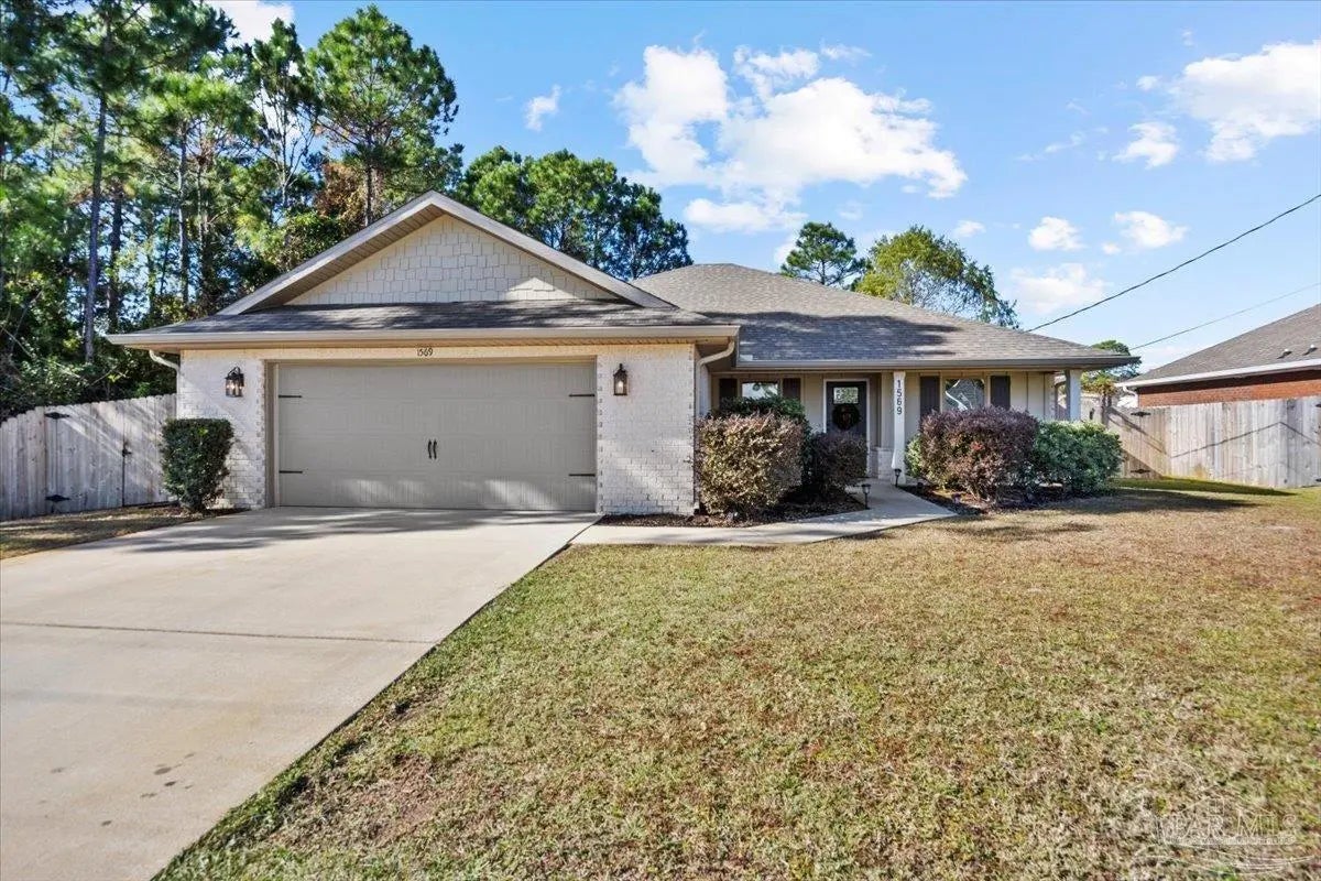 Photo of Listing #674949