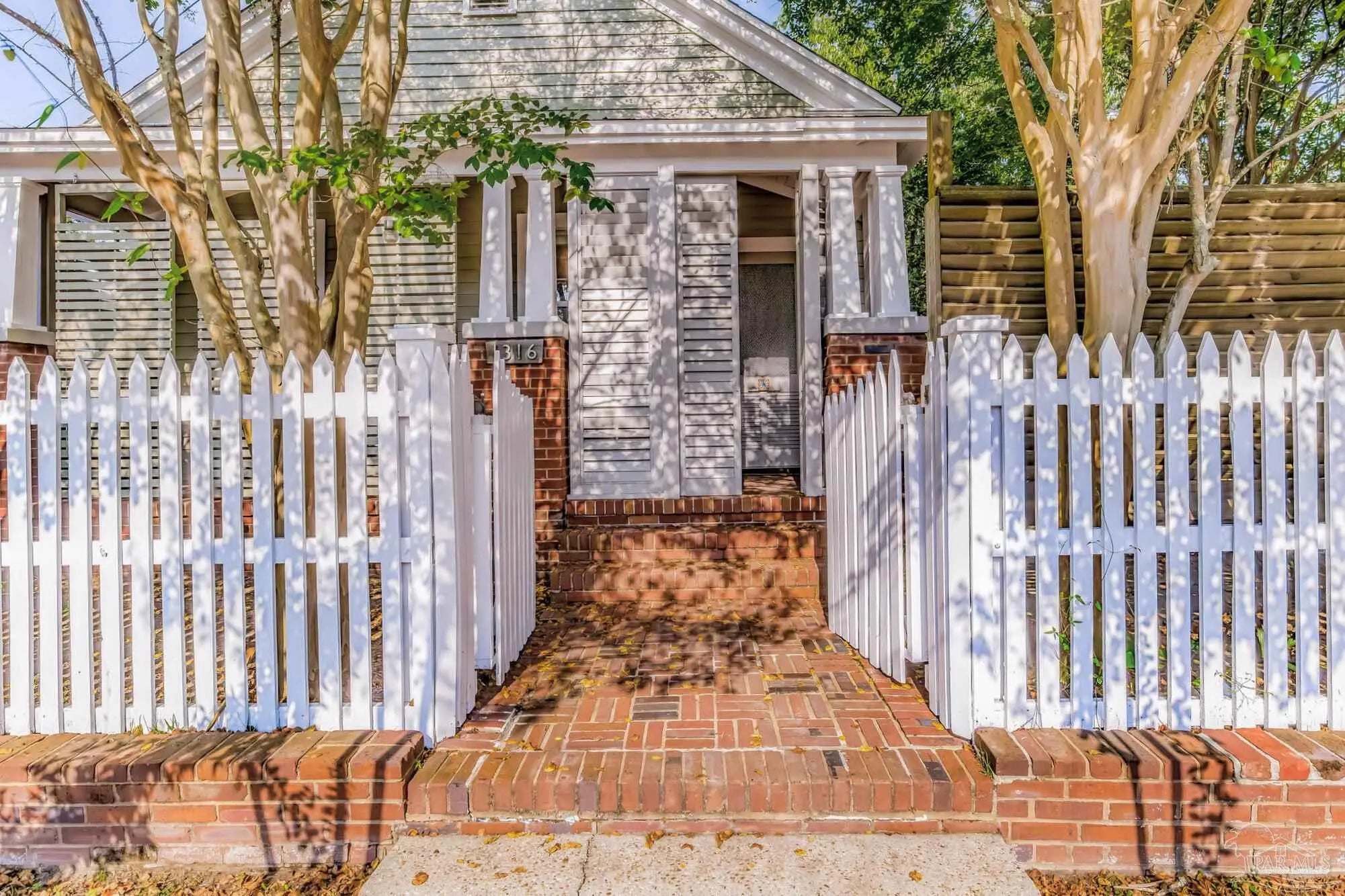 Photo of Listing #669507