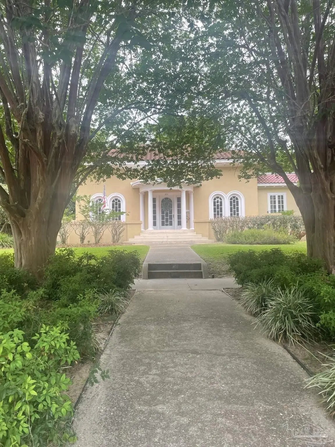 Photo of Listing #664835