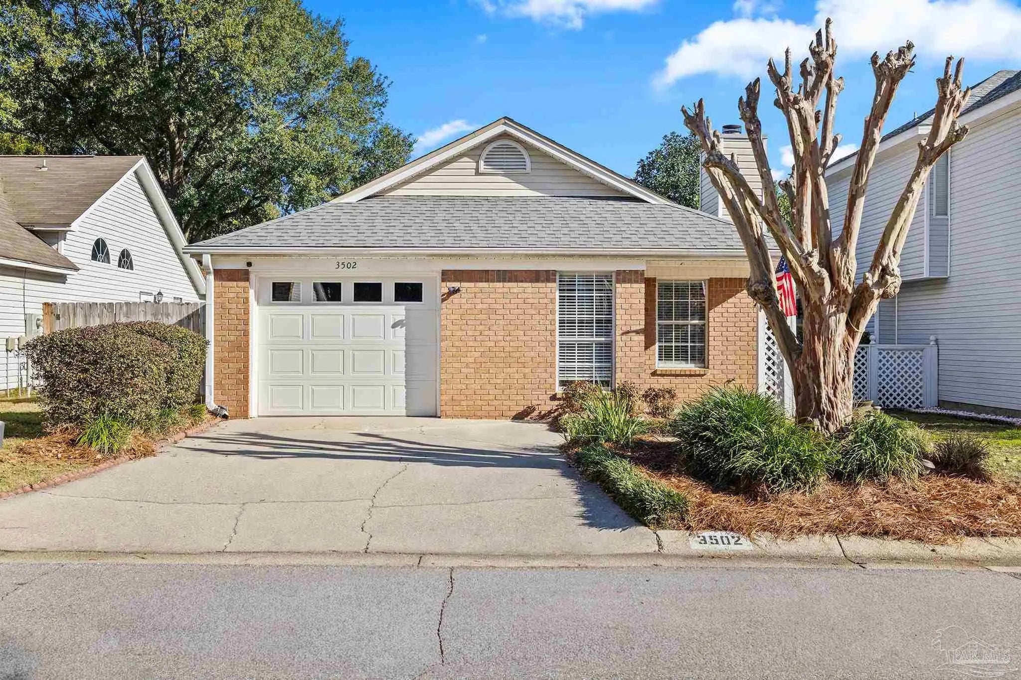 Photo of Listing #676062