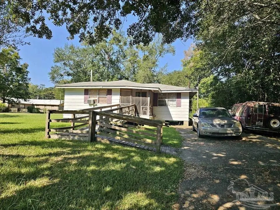 Photo of Listing #678739