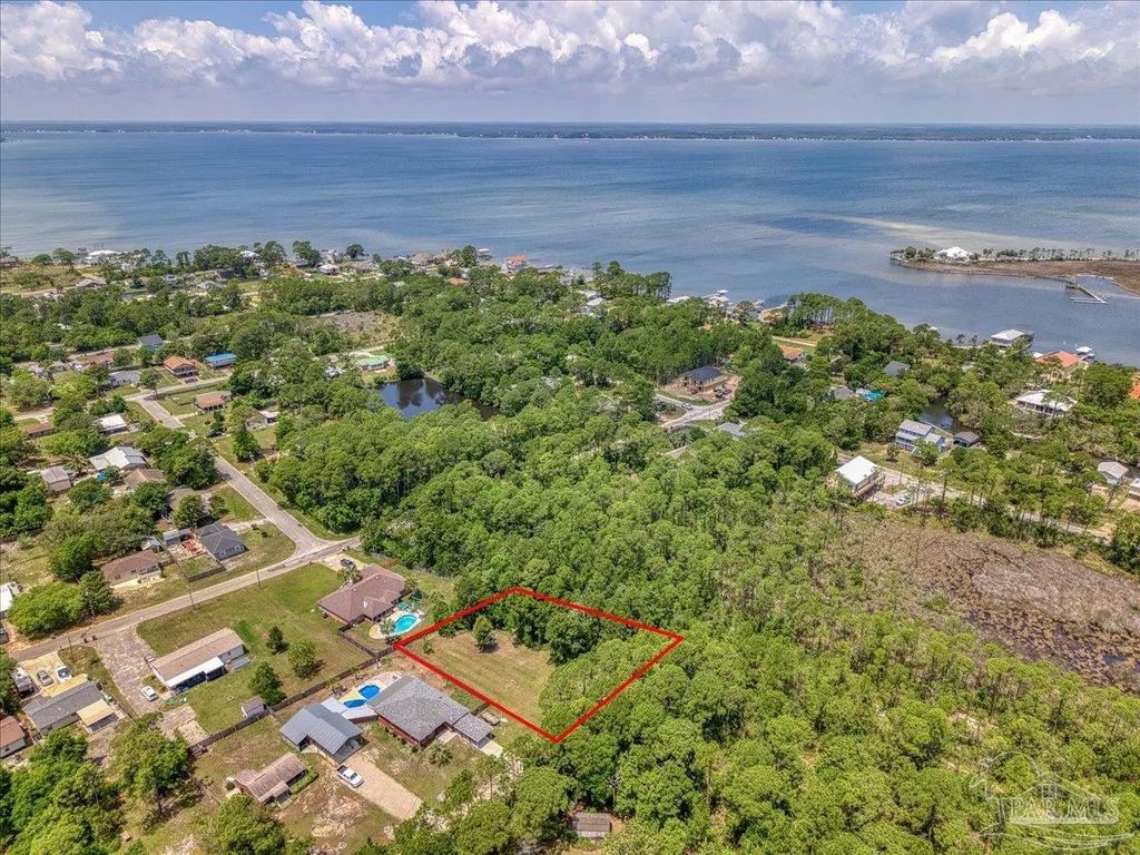 5601 Fleming Pl, Pensacola