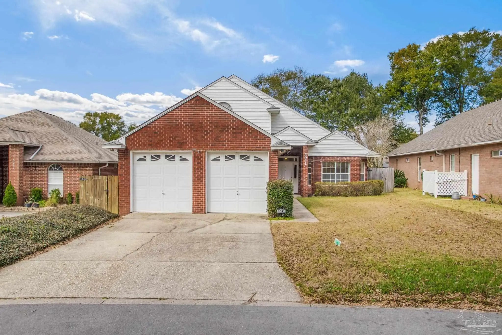 Photo of Listing #677027