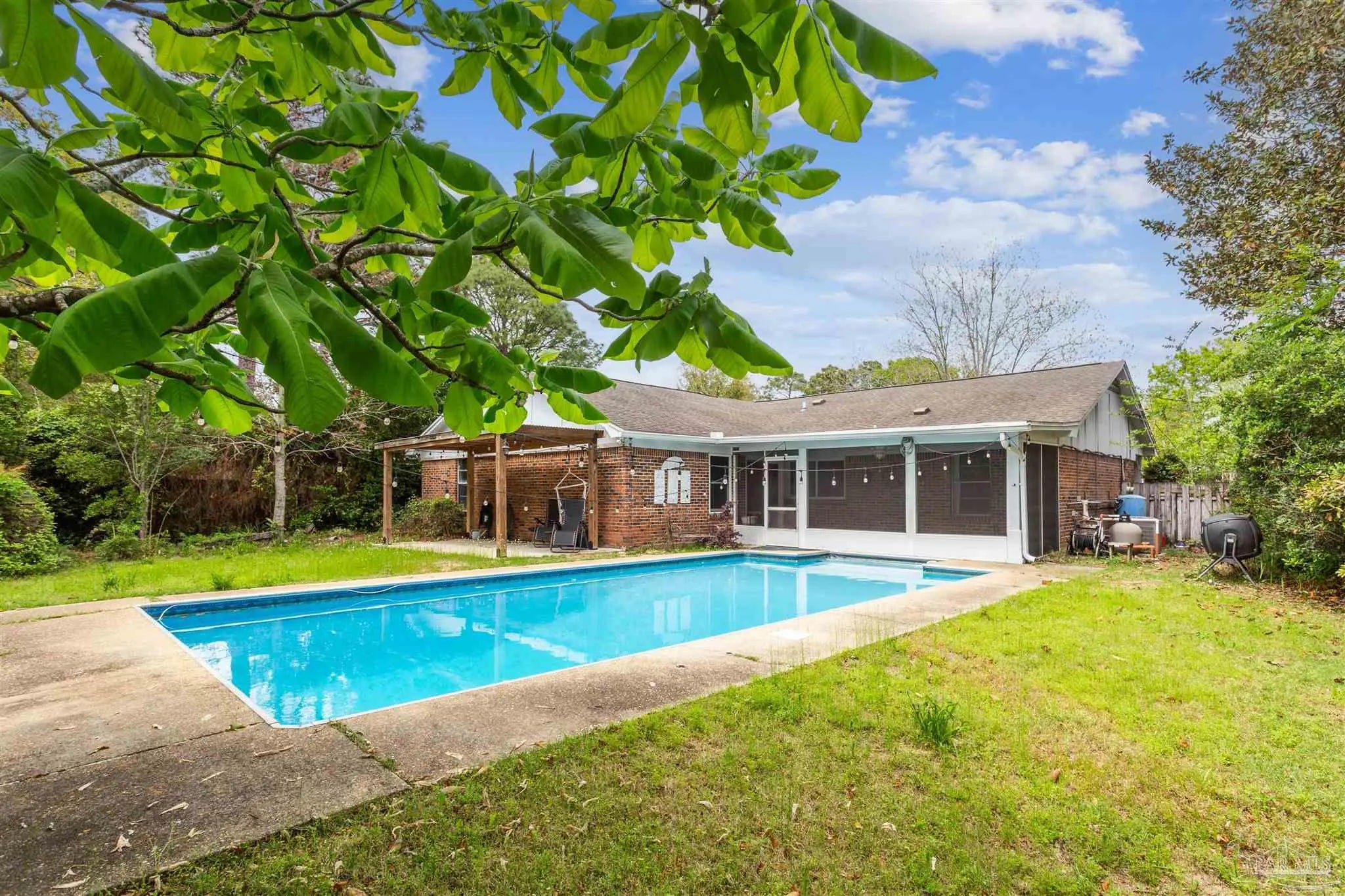 Photo of Listing #661467