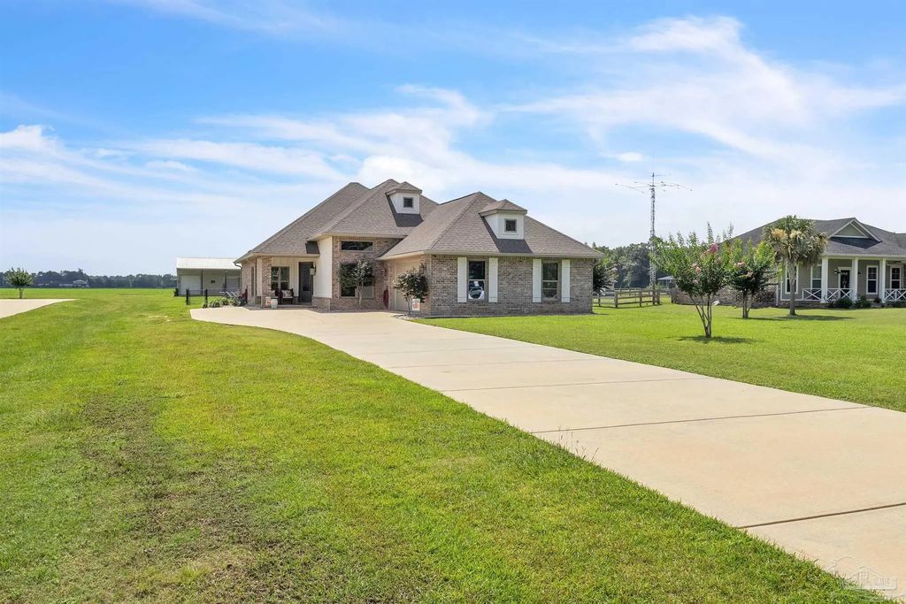 9034 Byrom Campbell Rd, Pace