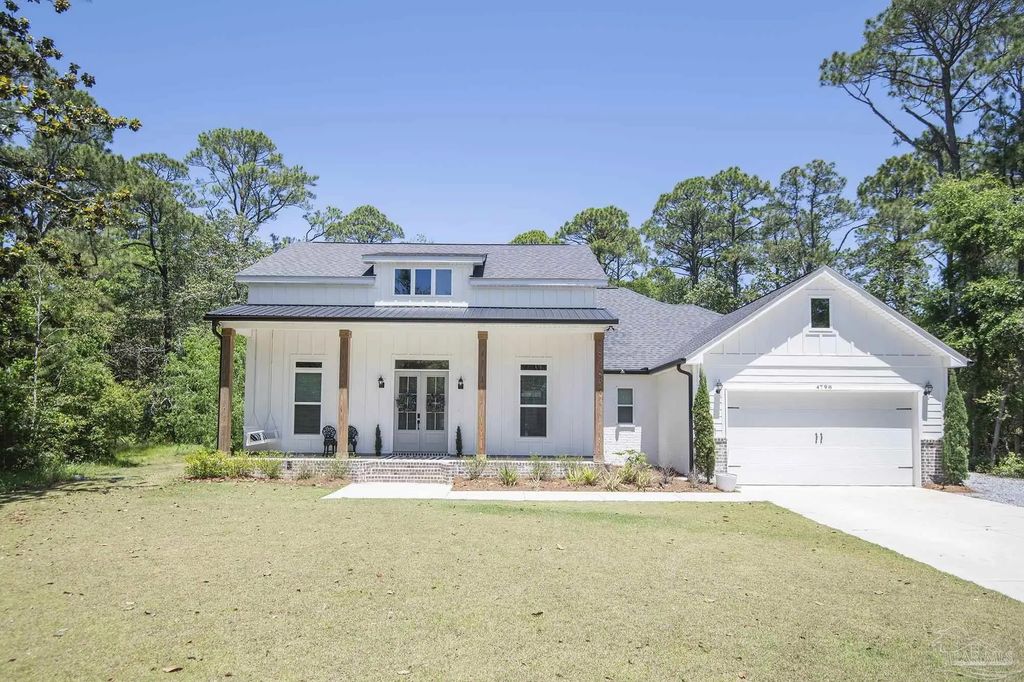 4798 Soundside Dr, Gulf Breeze