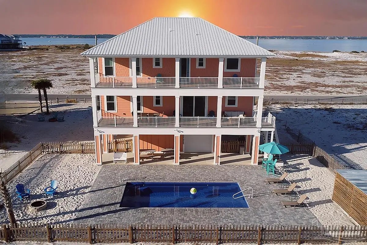 Photo of Listing #660101