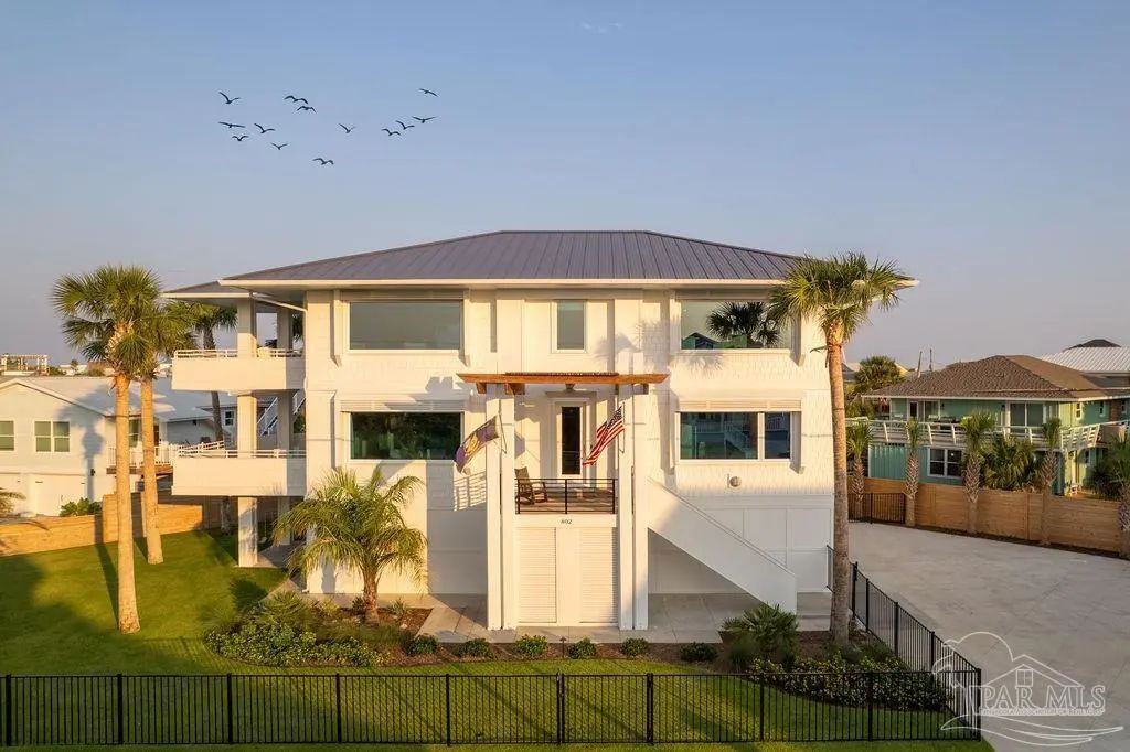 802 Rio Vista Dr, Pensacola Beach