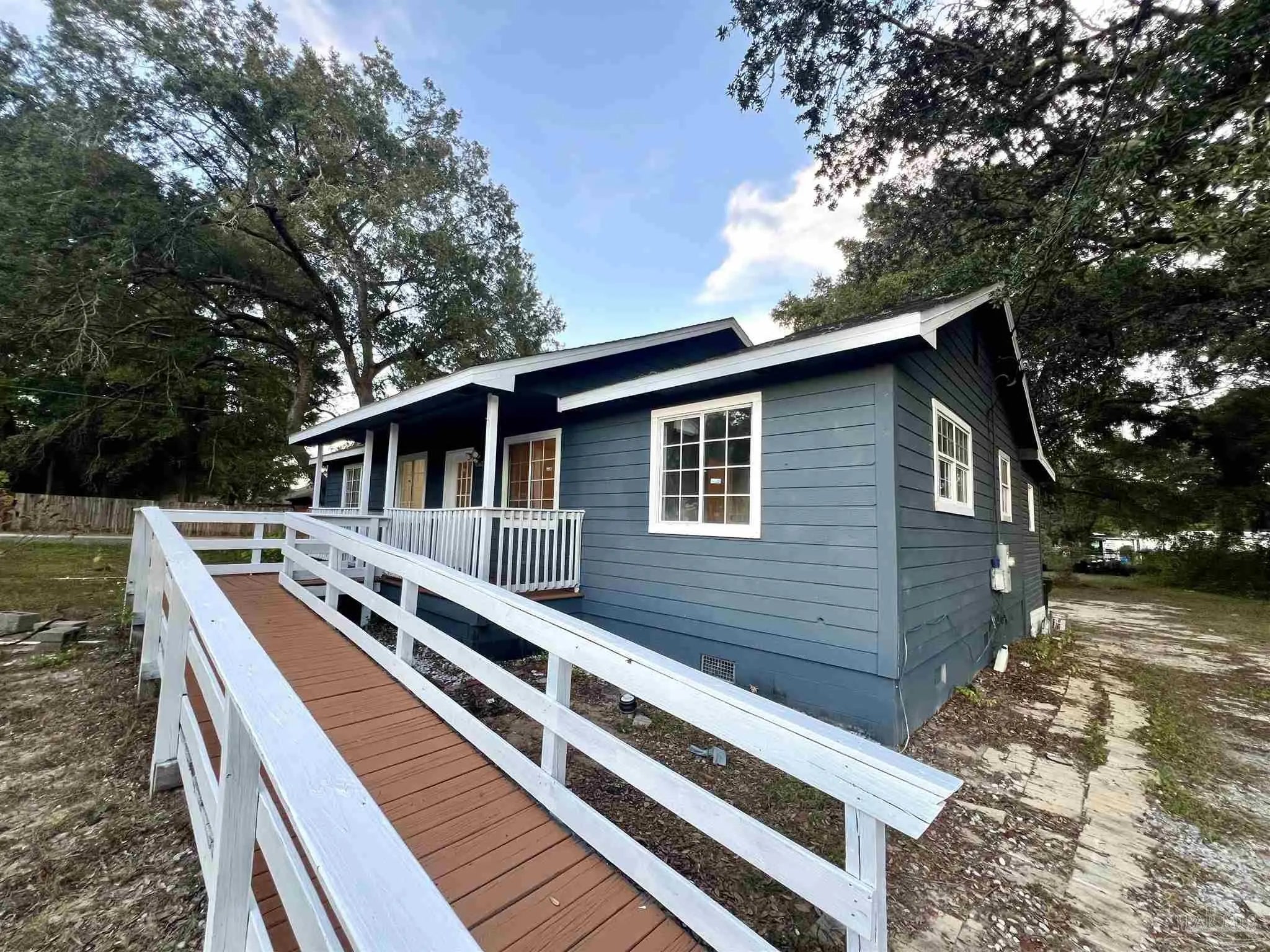 Photo of Listing #672954