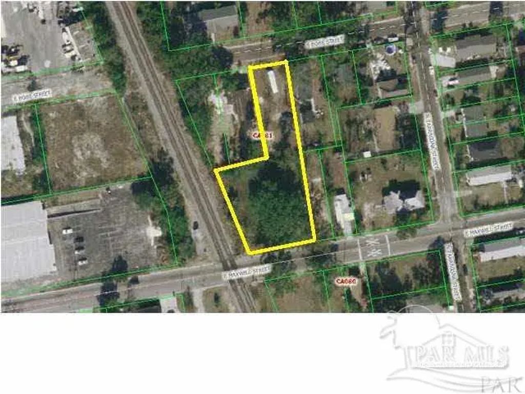 100 E Maxwell St, Pensacola