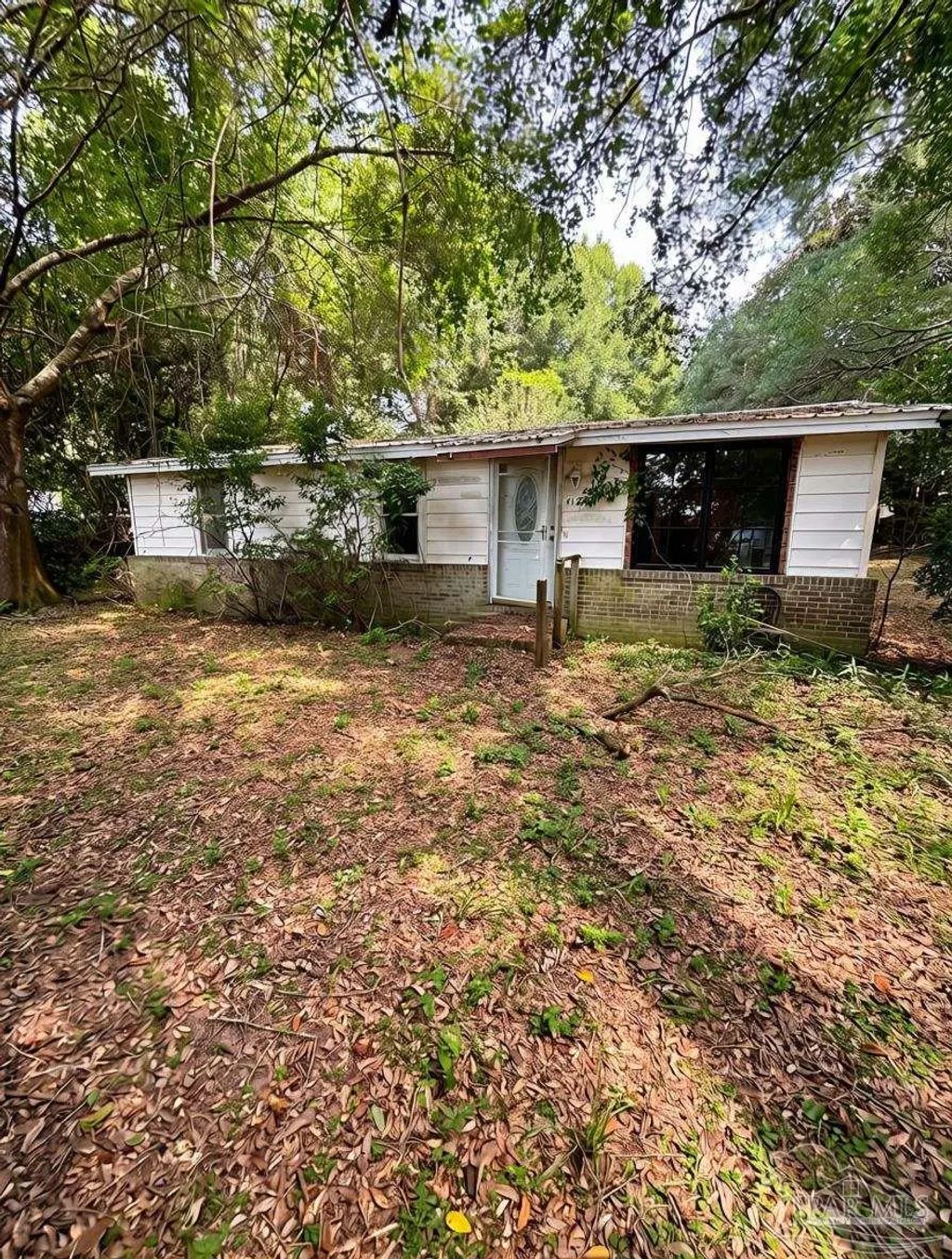 4124 Lawrence Ave, Pace