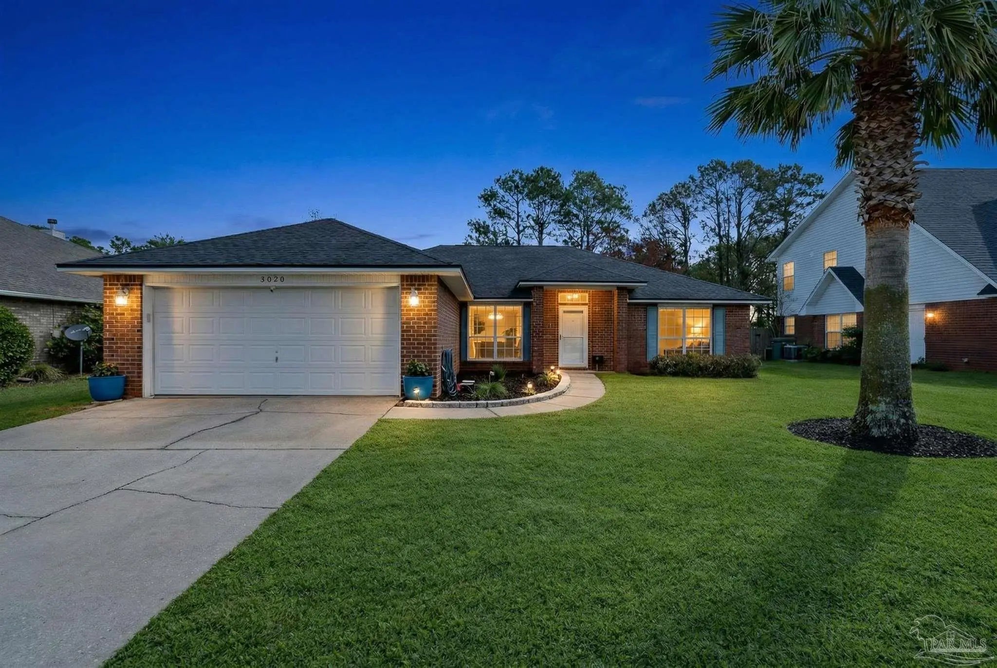 Photo of Listing #678571