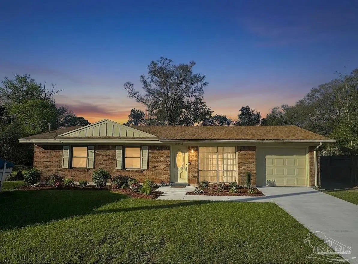 Photo of Listing #679286