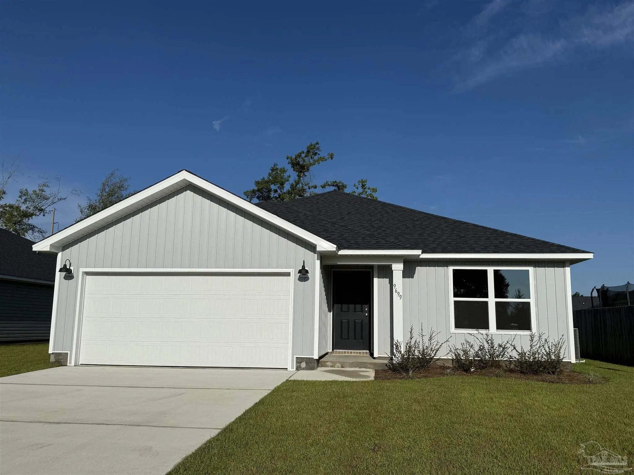 Photo of Listing #672567