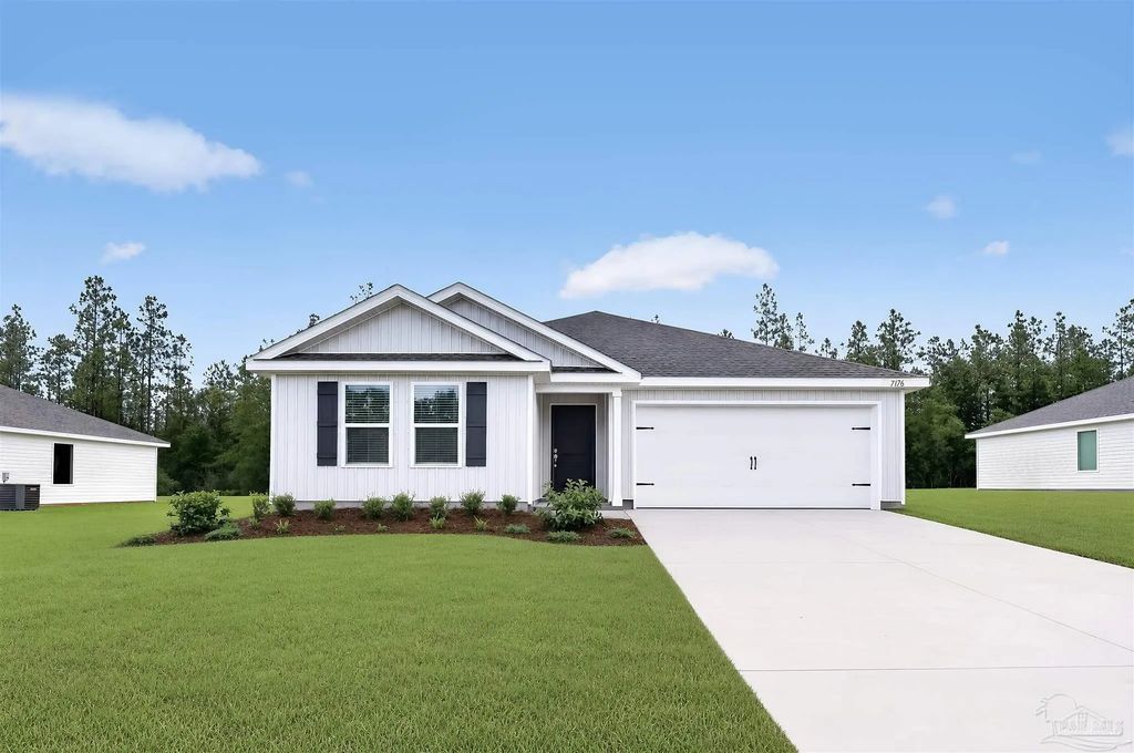 7118 Season Dr #hs 1a, Milton