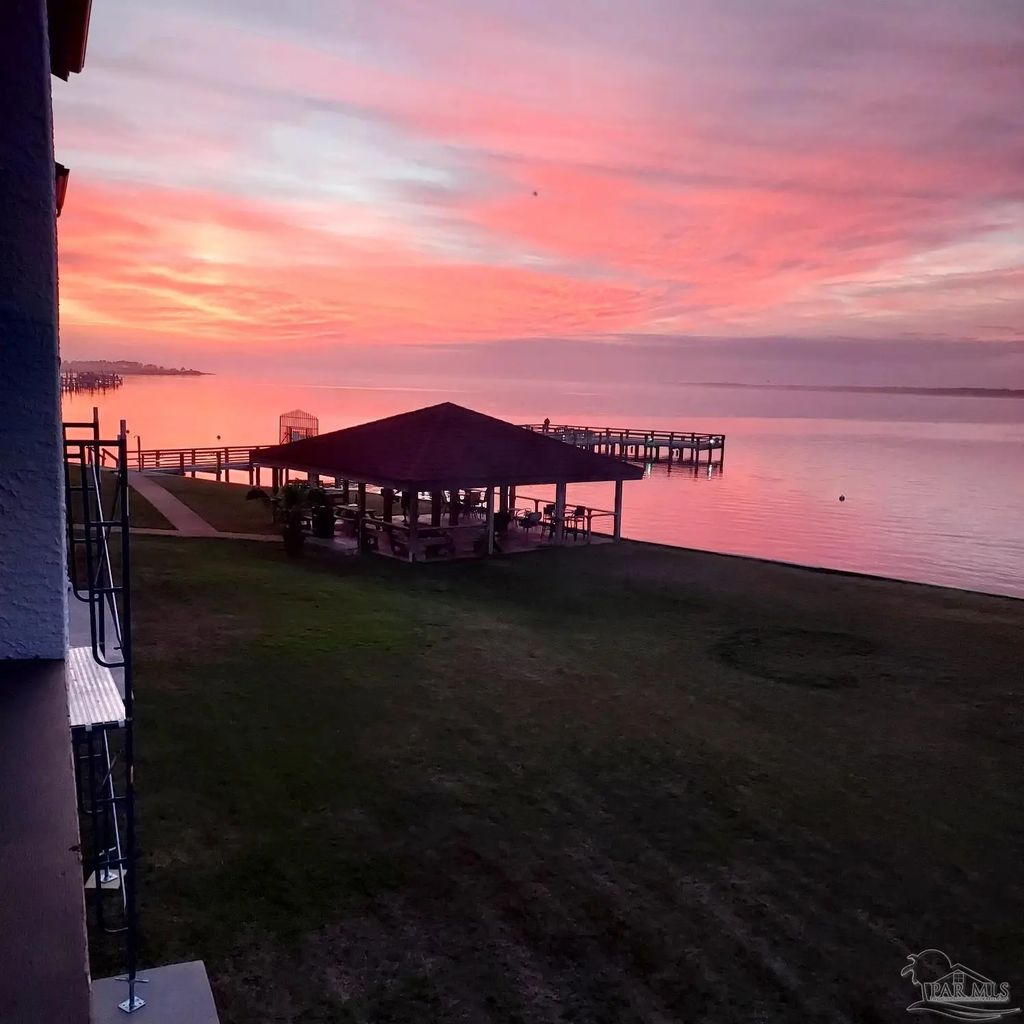 7453 Sunset Harbor Dr #1-212, Navarre Beach