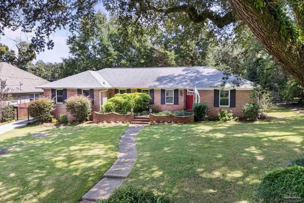 54 Blithewood Dr, Pensacola