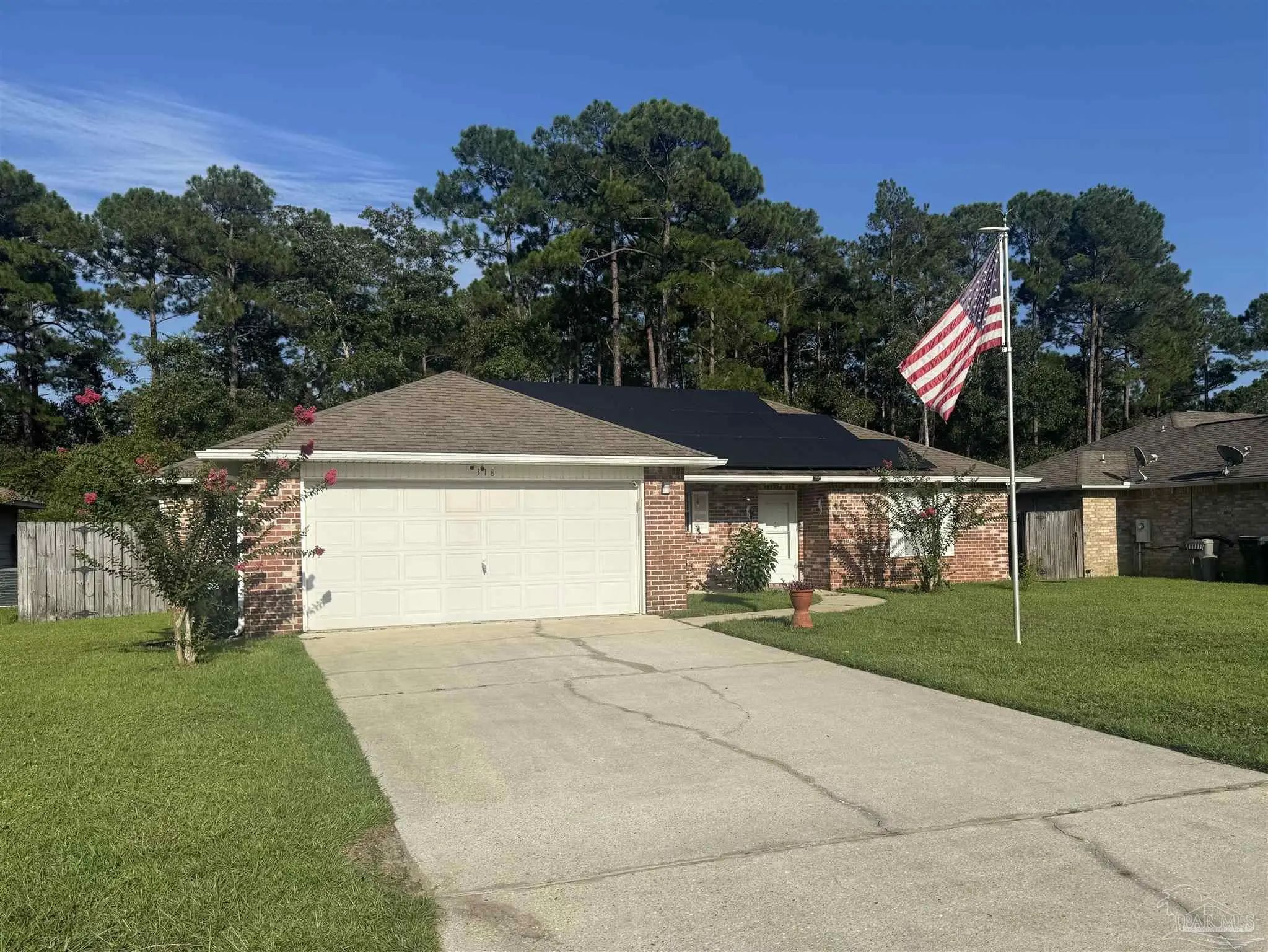 Photo of Listing #687540