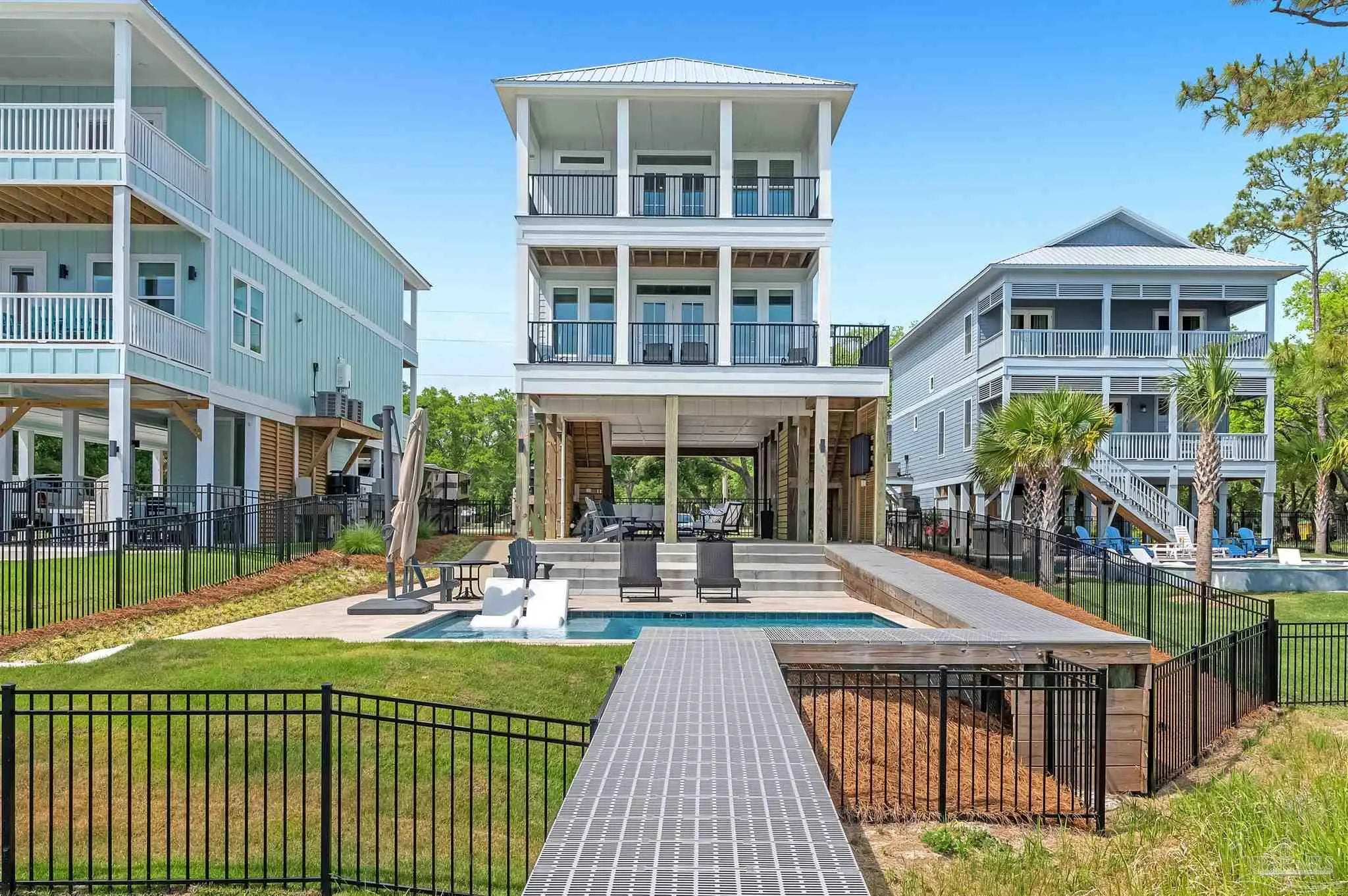 Photo of Listing #663503