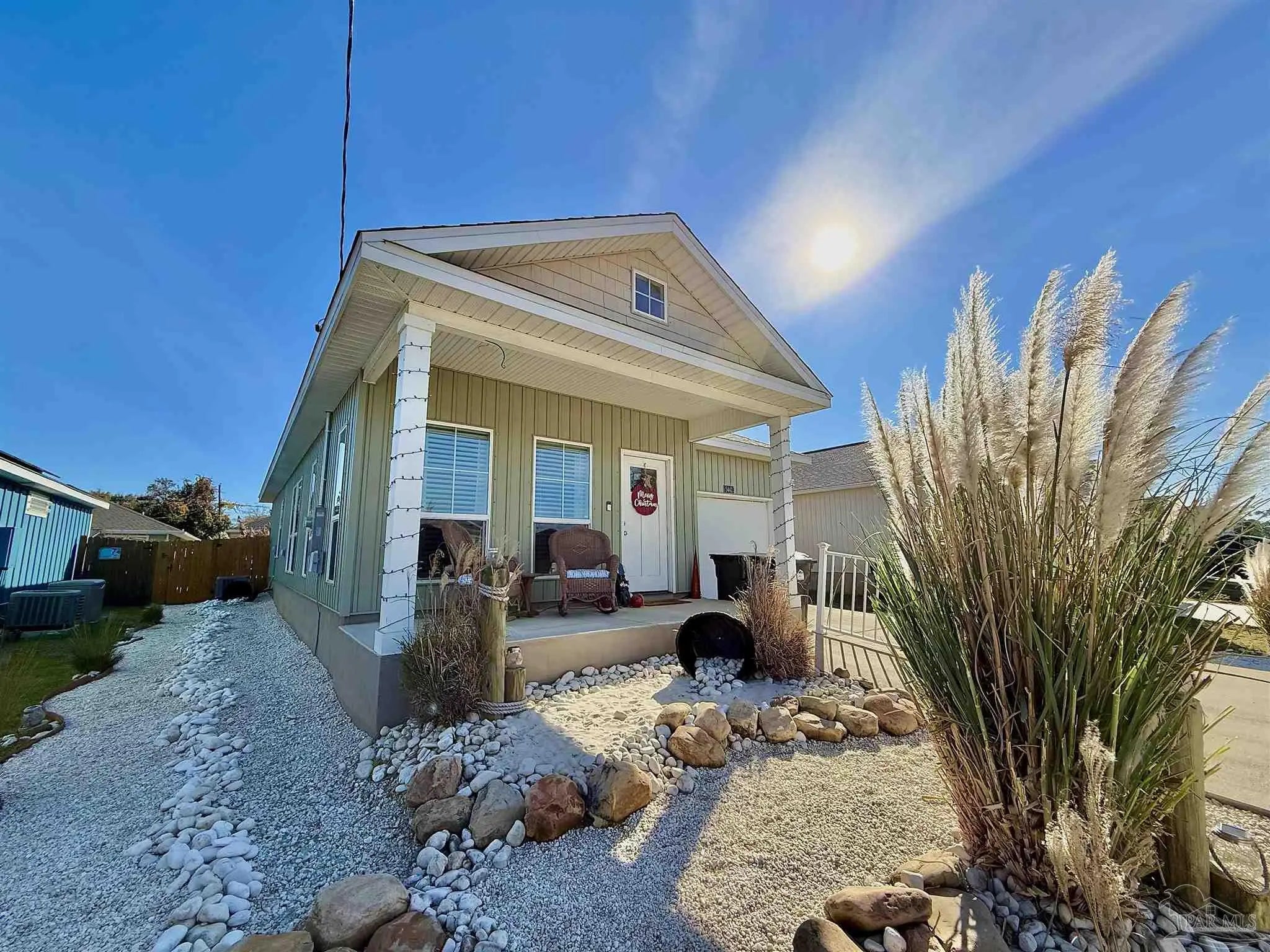 Photo of Listing #675056