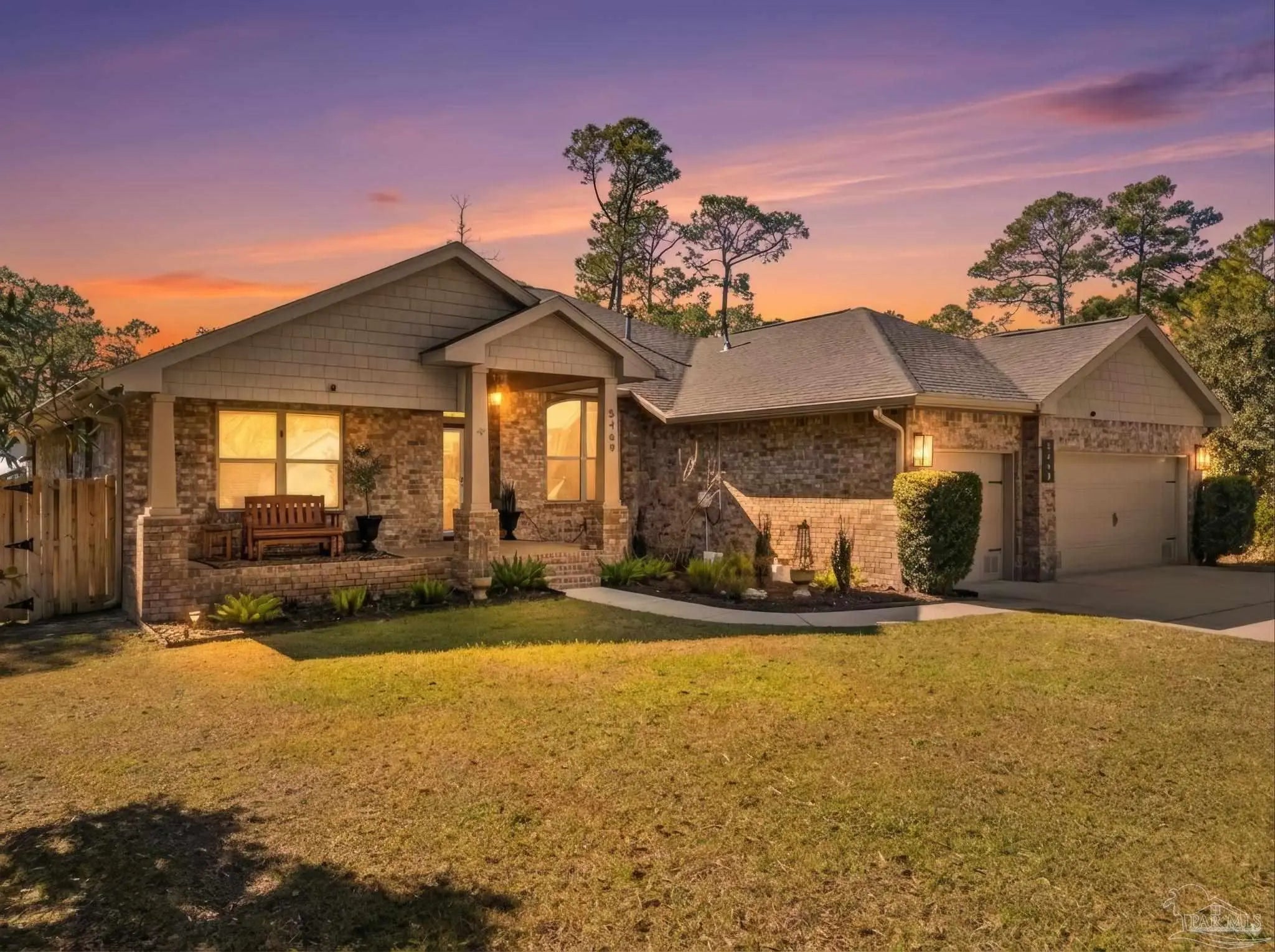 Photo of Listing #675482