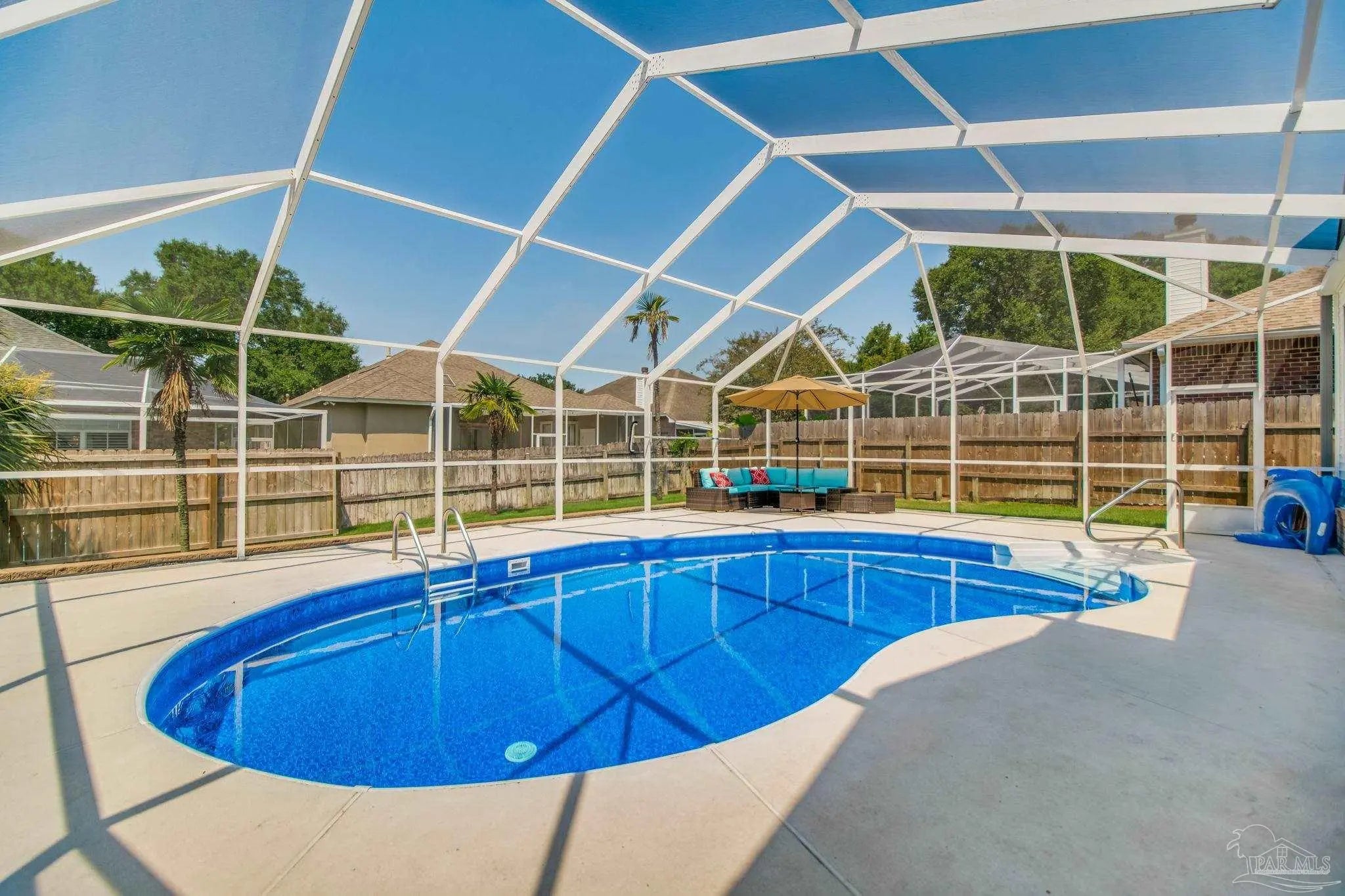 Photo of Listing #681256